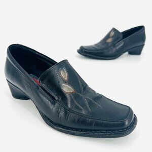 Pikolinos Black Loafers with Leaf Design Size 5